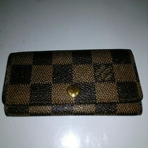 Authentic Louis Vuitton Damier Ebene key ring